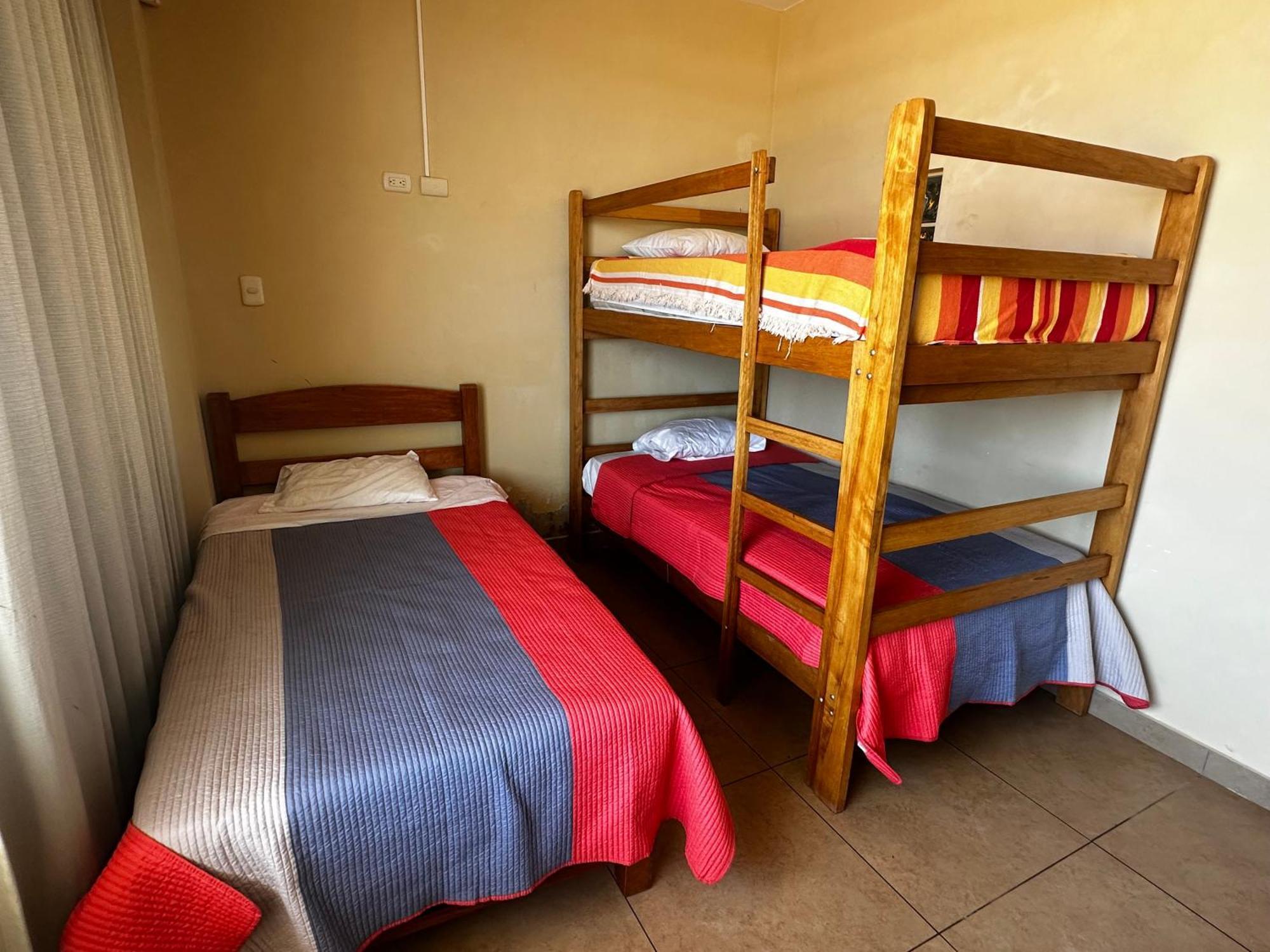 Yolo House Peru Bed and Breakfast Asia Exteriör bild